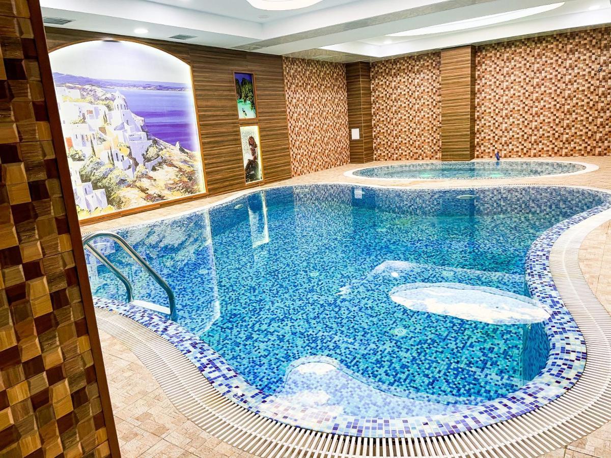 فندق بريمير بالاس باكو المظهر الخارجي الصورة Indoor pool